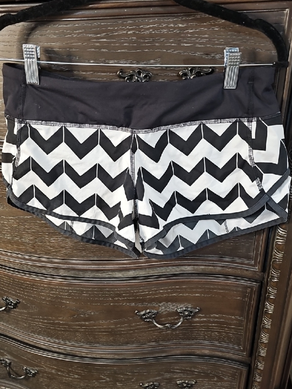 Lululemon Speed Up Shorts 2.5"